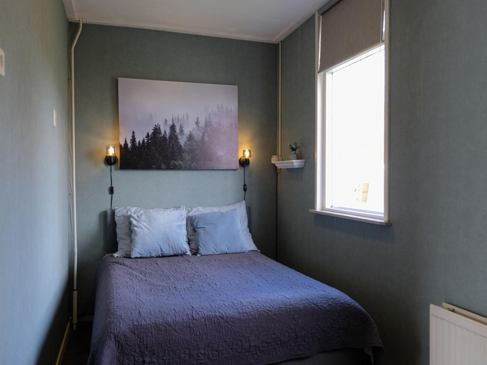 Bedroom, Cottage in Dwarsgracht near Giethoorn, Steenwijkerland