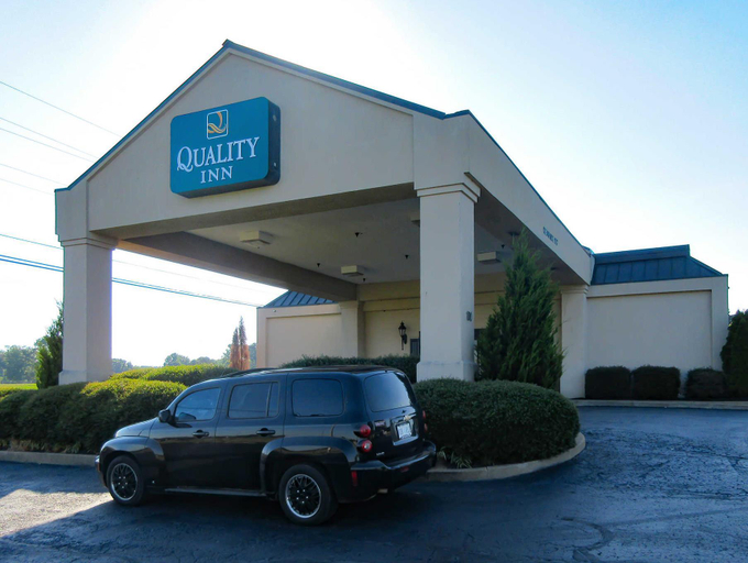 Exterior & Views 2, Quality Inn Holly Springs South, Marshall