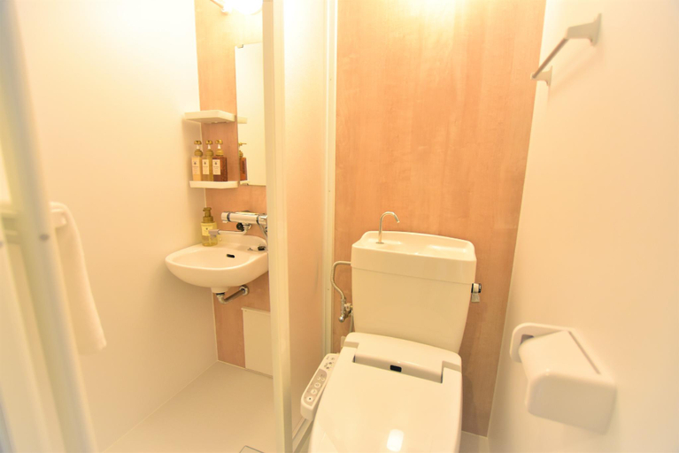 Bathroom, ENKA NAMBA 1 HOTEL, Osaka