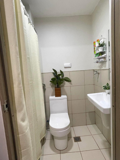 Others 4, Field Residences by Diane, Parañaque