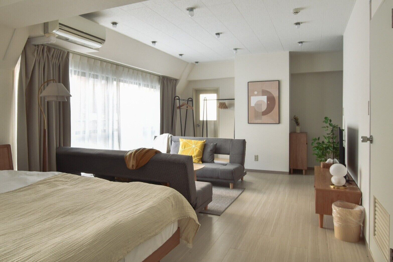 Room 4, PrinetzShinjuku3F, Shinjuku