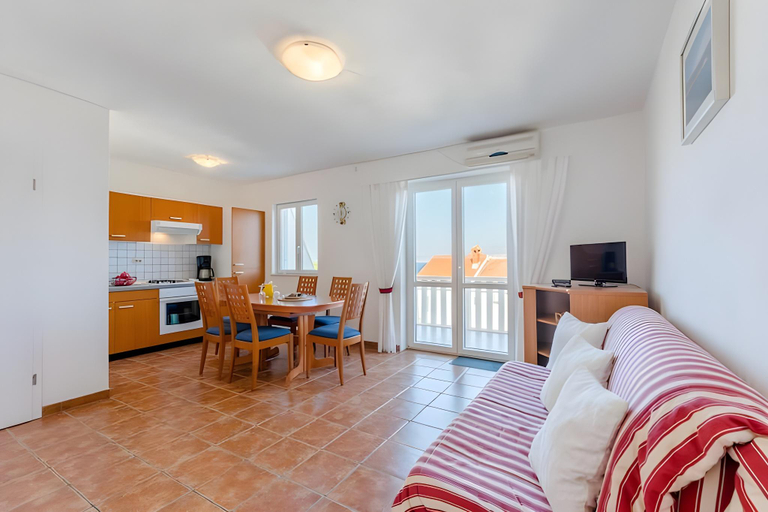 Others 5, Villa Stella - Two Bedroom Apartment with Balcony and Sea View Carla, Supetar