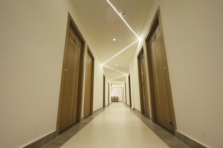 Public Area, Hotel Saarthi Agra, Agra