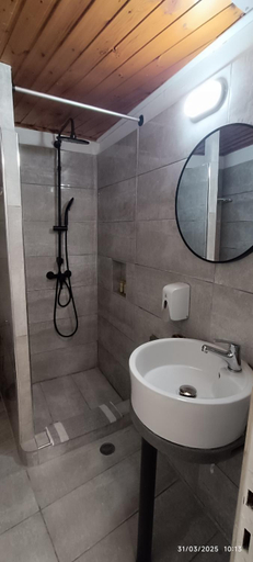 Bathroom, ODYSSEAS HOTEL SAMOS, North Aegean