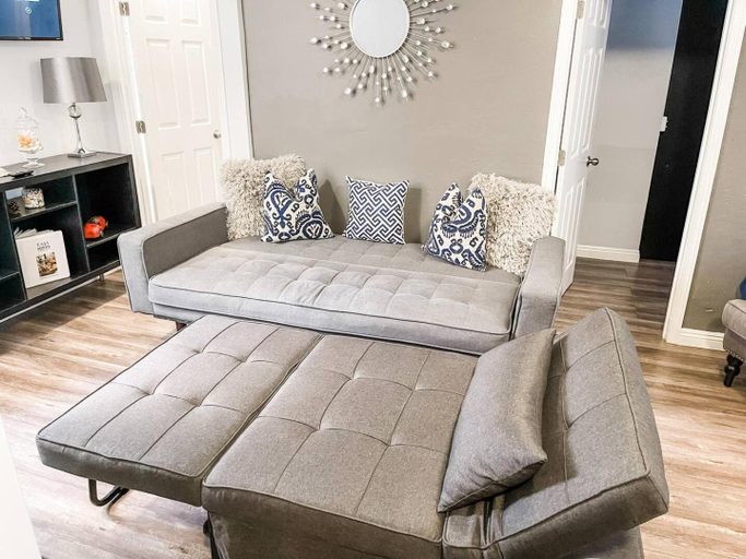 Others 5, Gaslamp 2BR Suite Free Parking Convention Walk, San Diego
