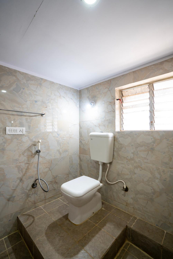 Bathroom 2, Hotel Vyshak Residency, Mysore