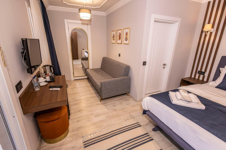 Bedroom 4, Gul Hanım Konagı Butik otel, Bornova