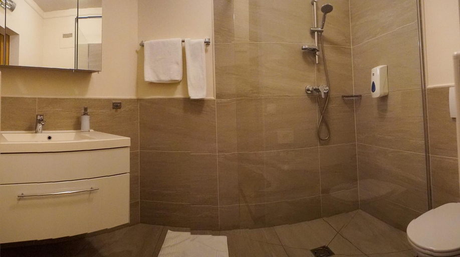 Bathroom 5, Gollner, Leibnitz