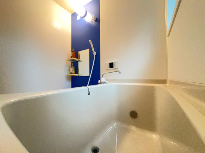 Bathroom 3, 月兎園, Shintō