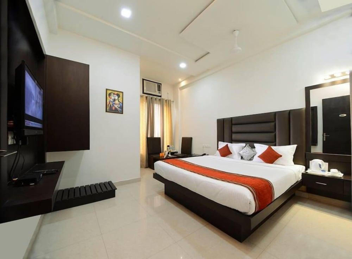 Bedroom 3, Hotel Madhushrie, Firozabad