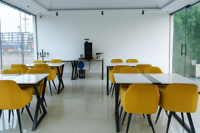 Food & Drinks, The Rules Club, Mathura