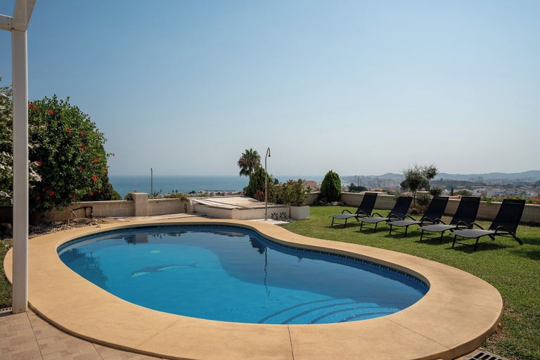 Sport & Beauty 4, Spacious 3BR Villa with pool and views, Málaga