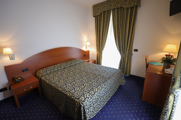 Bedroom 2, Hotel da Roberto, Verona
