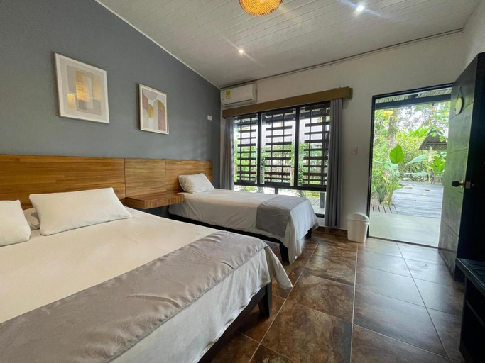 Bedroom 2, Hotel Madreselva, Leticia