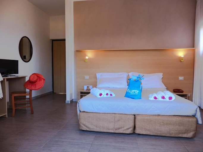 Bedroom 4, Amareclub Casarossa, Crotone