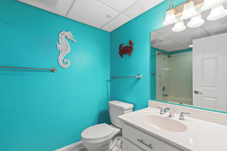 Bathroom 3, Emerald Beach Resort by Blue Swell, Bay