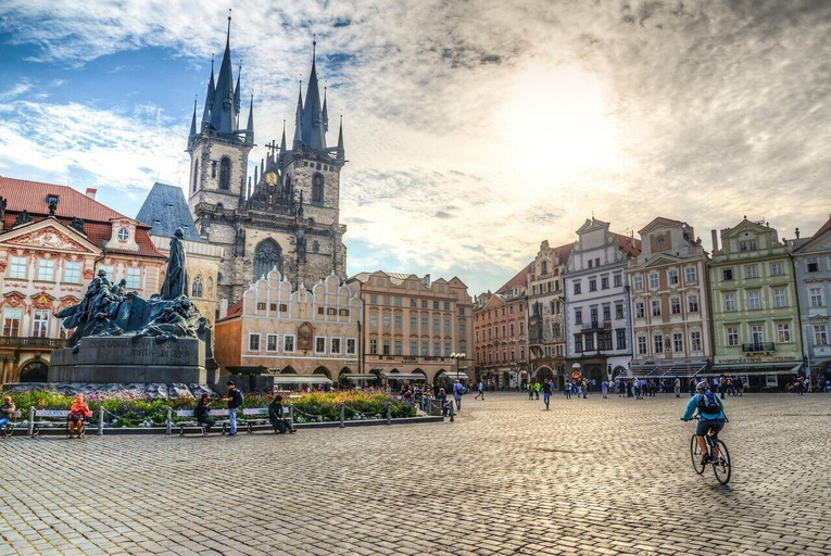 Exterior & Views 2, Milada, Praha 6