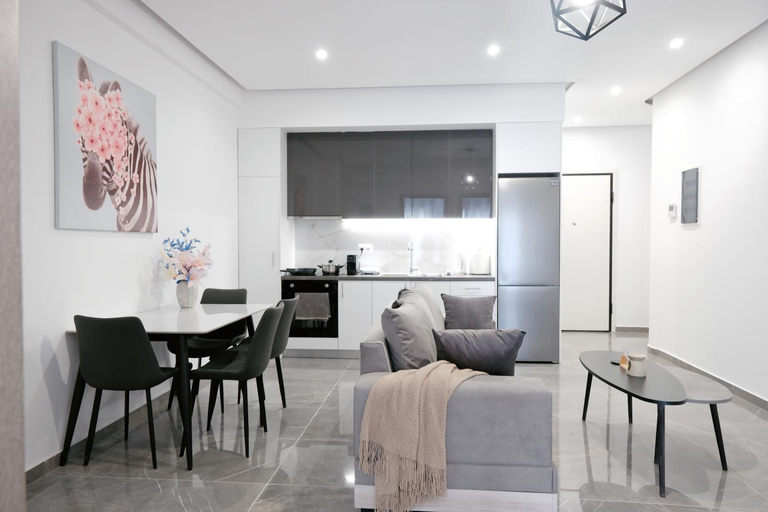 Others 3, Cozy Home With Cooking, Attica