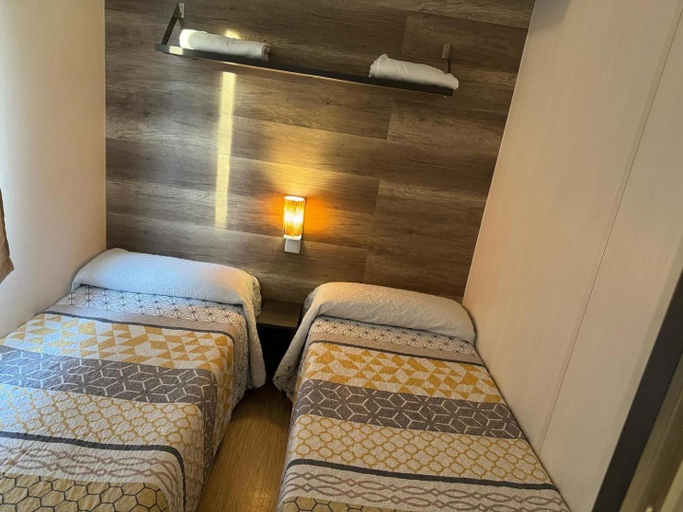 Bedroom 2, La Villa del Karting, León