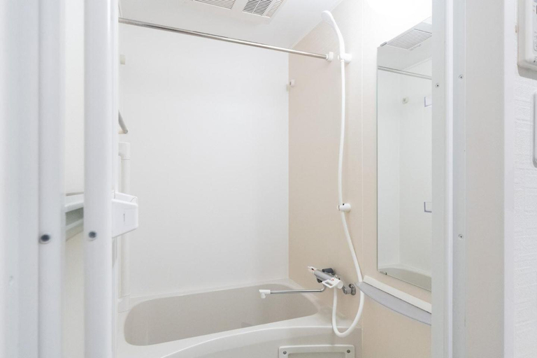 Bathroom 5, ID Ohmori20, Ōta