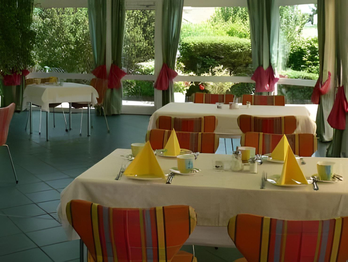 Food & Drinks 5, Garten Hotel Salzach Garni, Altötting