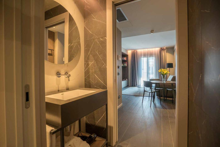 Bathroom 4, Be Mate Via Tivoli, Milano