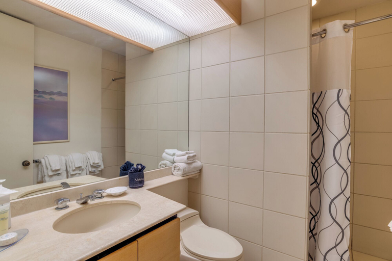 Bathroom 4, Palms at Wailea Maui, Maui