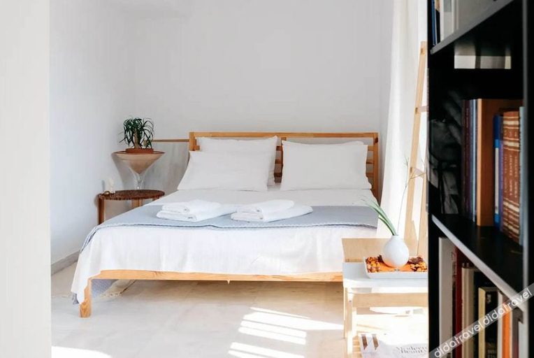 Bedroom 4, Bright Eco Studios, Attica