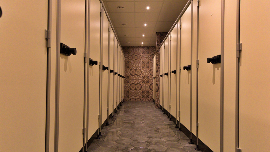Others 5, De Lola Podshotel, Den Haag