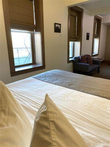 Bedroom 2, Hotel Arvon, Cascade