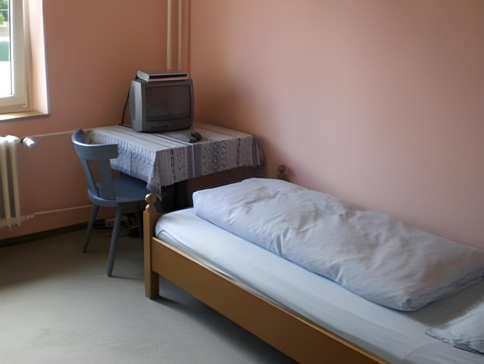 Bedroom 4, Hotel Lamm, Stuttgart