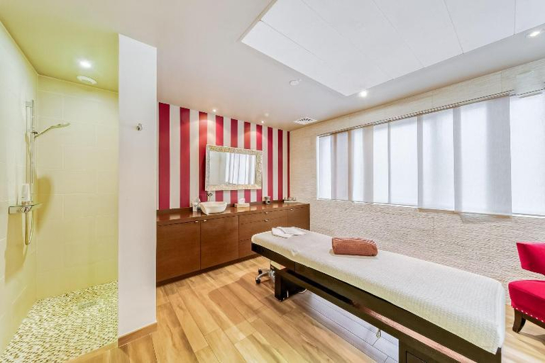 Bedroom 4, Le Saint-Georges Hotel & Spa, Saône-et-Loire