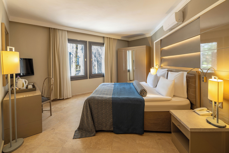 Bedroom 3, Balmy Foresta - All inclusive, Kemer