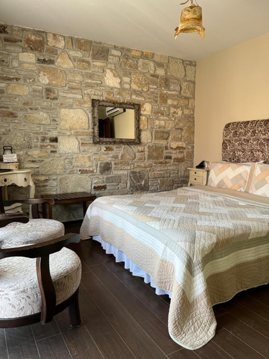 Bedroom 4, Griffon Hotel, Foça