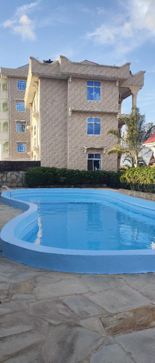 Sport & Beauty 4, Crown View Hotel, Kaskazini 'A'