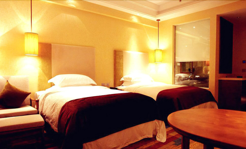 Bedroom 4, Days Hotel Suites by Wyndham Yangjiang, Yangjiang