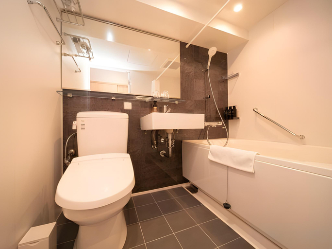 Bathroom 4, Wellstay Shinsekai Wakyo, Osaka