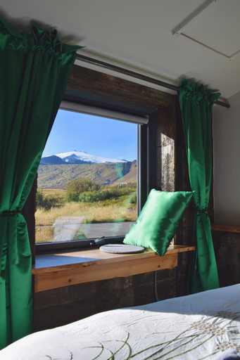 Bedroom 2, Grafaros House, Snæfellsbær