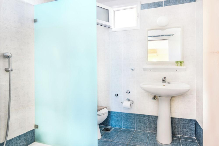 Bathroom 5, Julia Hotel, Central Macedonia