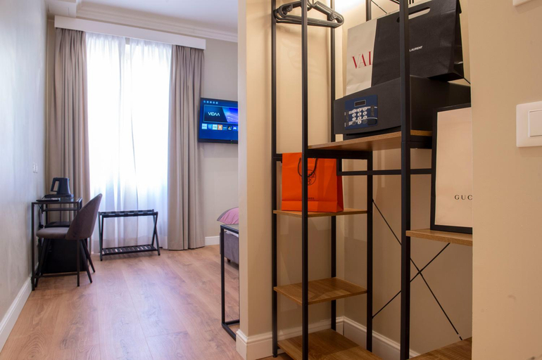 Others 5, Hotel AD Suites Nazionale, Roma