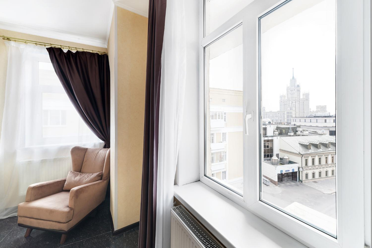 Others 3, Hitrovka Hotel, Central