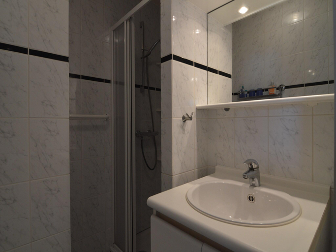 Bathroom 4, Apartment in Belgium for 2 Person, West-Vlaanderen