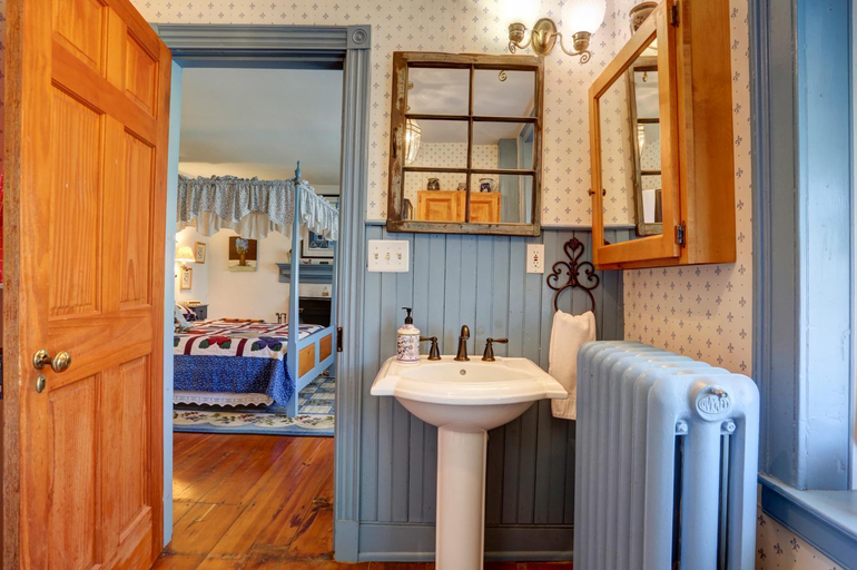 Bathroom 3, OSCEOLA MILL HOUSE B&B - ADULTS ONLY, Lancaster