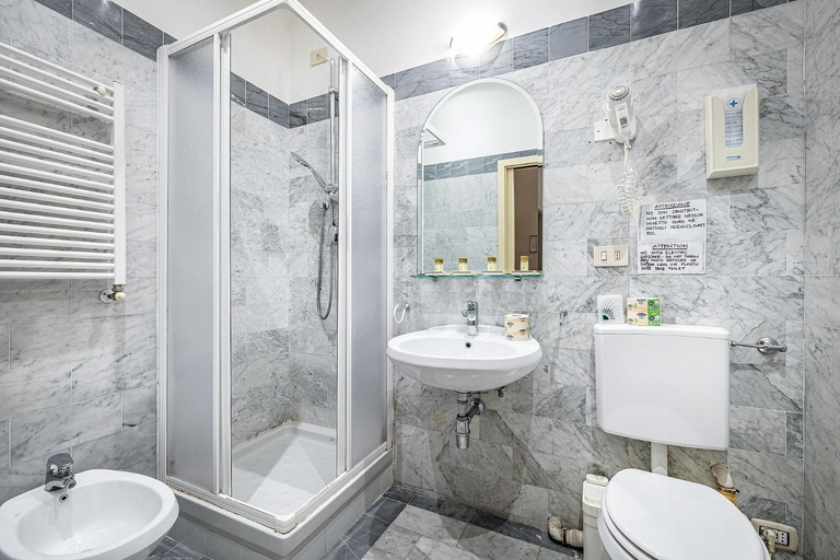 Bathroom 5, Bellevue House, Florence