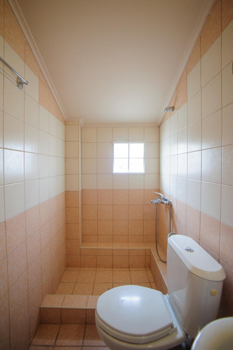 Bathroom 3, Kalipso, Central Macedonia