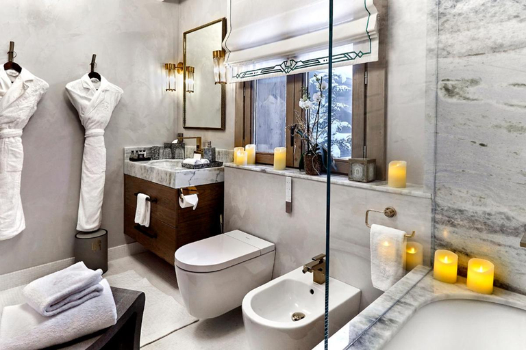Bathroom 5, LYS MARTAGON, Savoie