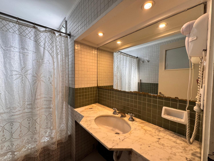 Bathroom 4, Estocolmo Hotel, General Pueyrredón
