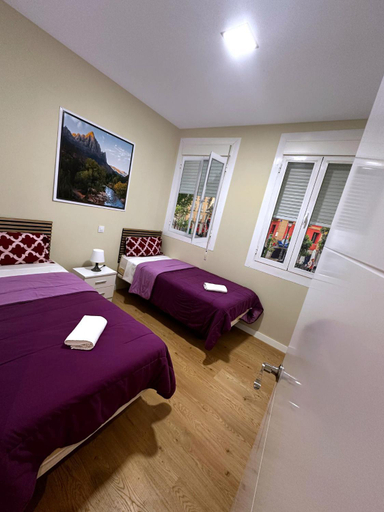 Bedroom 2, GRAN VIA -Chueca ROOMS PARKING TPH, Madrid