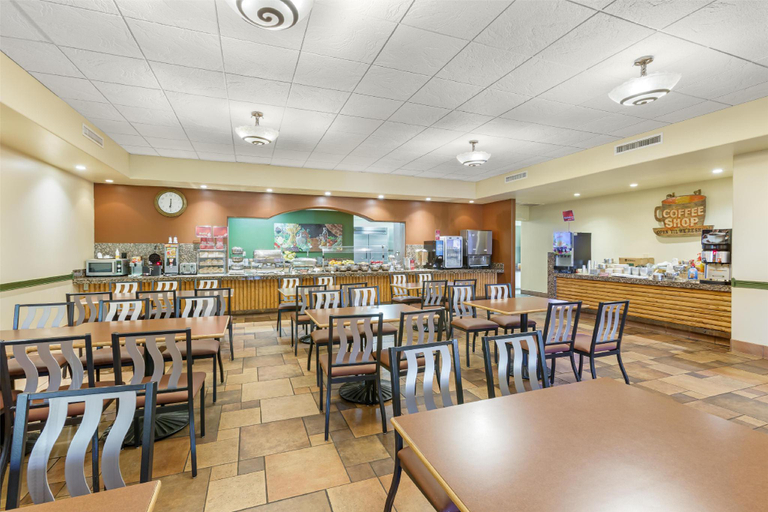 Food & Drinks 5, Best Western Plus Arroyo Roble Hotel & Creekside Villas, Coconino