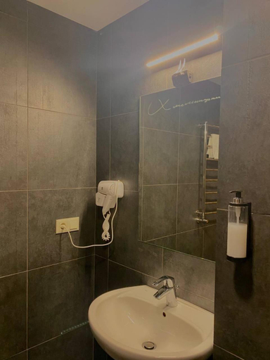 Bathroom 3, NeboS Hotel & Restaurant, Ivano-Frankivs'ka